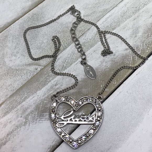 Guess Heart Necklace - Picture 2 of 8